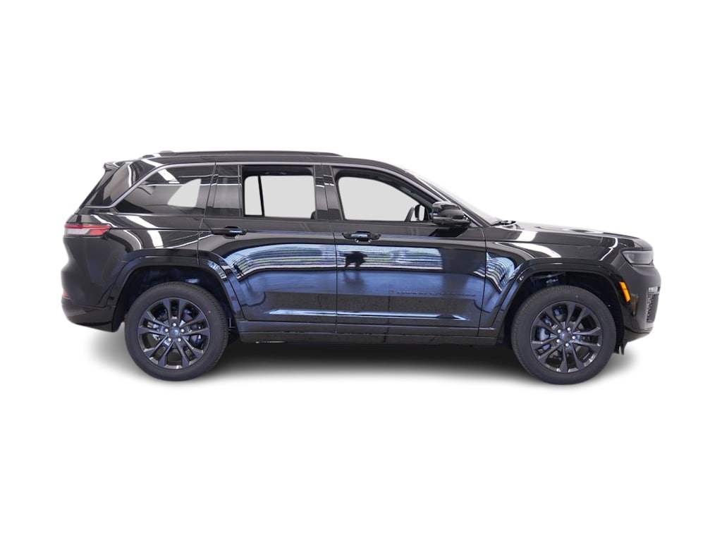 Thumbnail: 2026 Jeep Grand Cherokee - 16