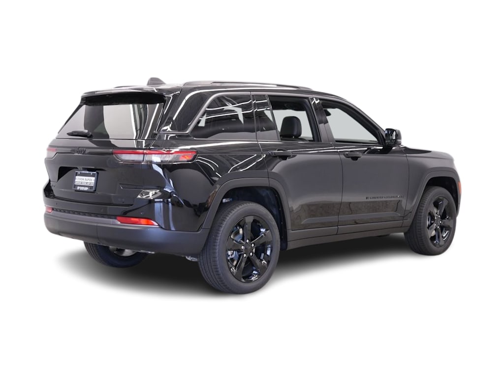 Thumbnail: 2026 Jeep Grand Cherokee - 15