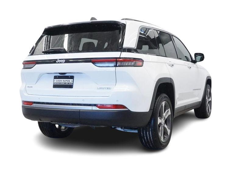 Thumbnail: 2026 Jeep Grand Cherokee - 17