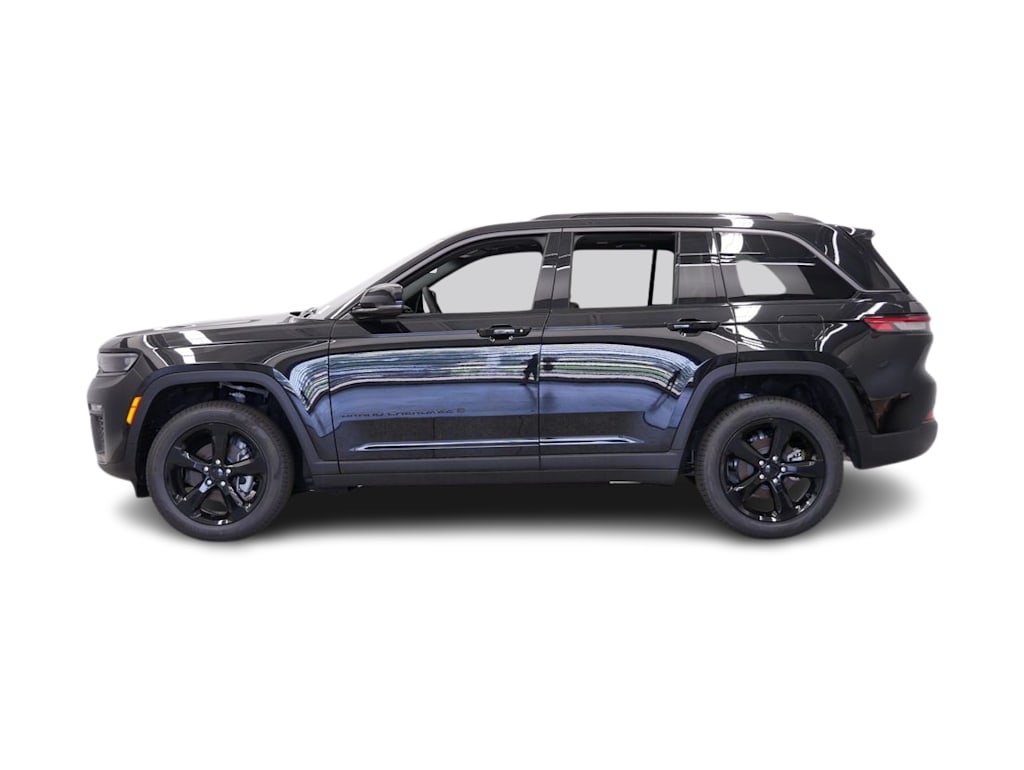 Thumbnail: 2026 Jeep Grand Cherokee - 3