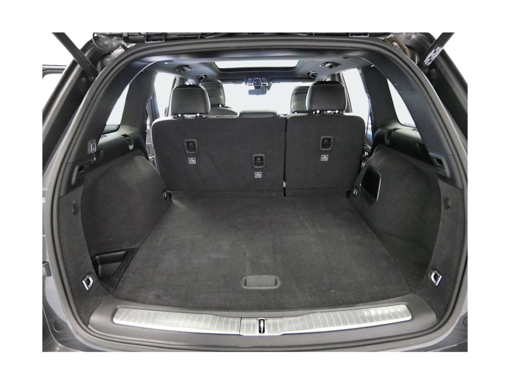 Thumbnail: 2022 Jeep Grand Cherokee - 16