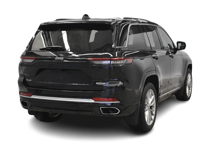 Thumbnail: 2023 Jeep Grand Cherokee - 16