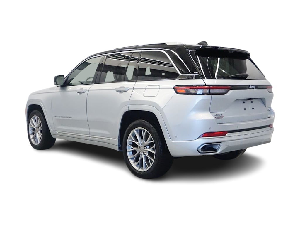 Thumbnail: 2022 Jeep Grand Cherokee - 4