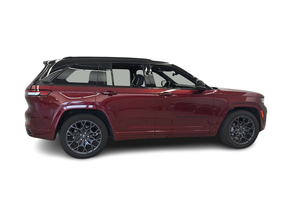 Thumbnail: 2025 Jeep Grand Cherokee - 22