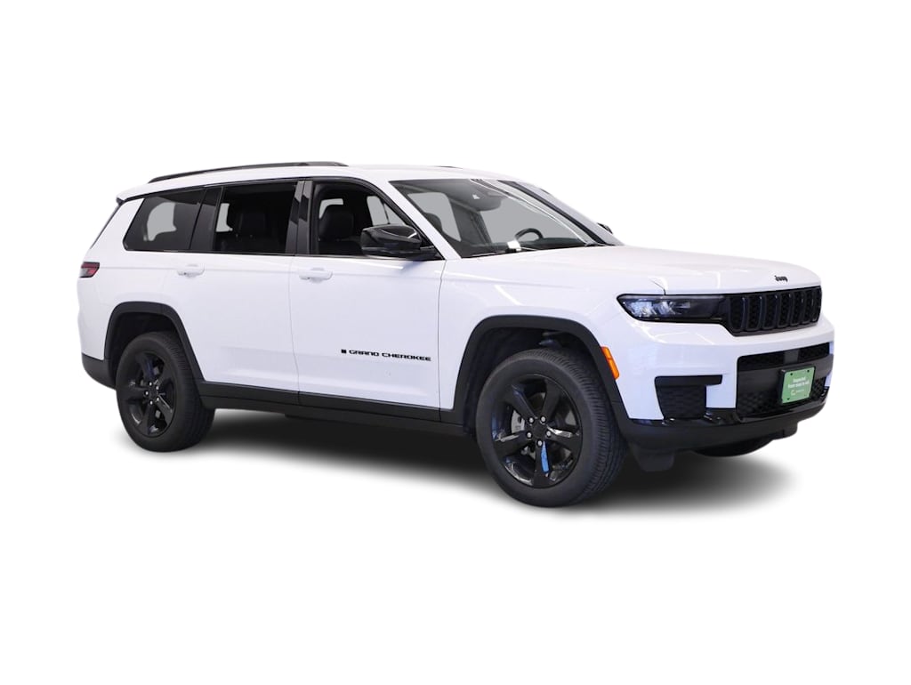 Thumbnail: 2022 Jeep Grand Cherokee L - 17