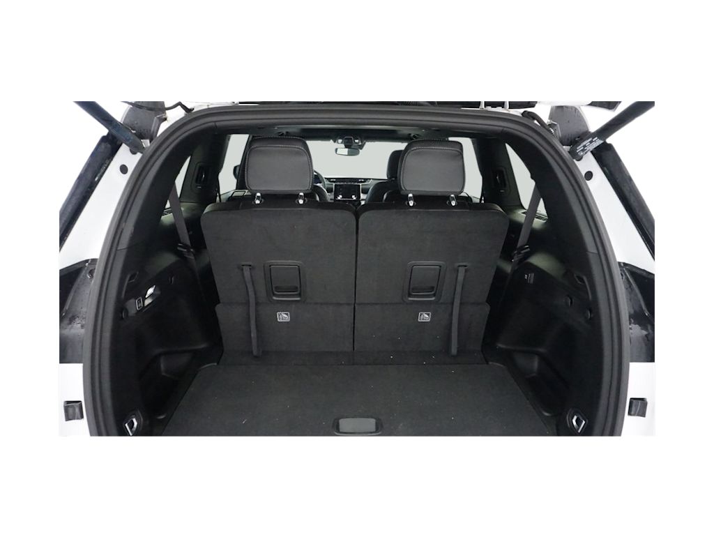 Thumbnail: 2023 Jeep Grand Cherokee L - 15