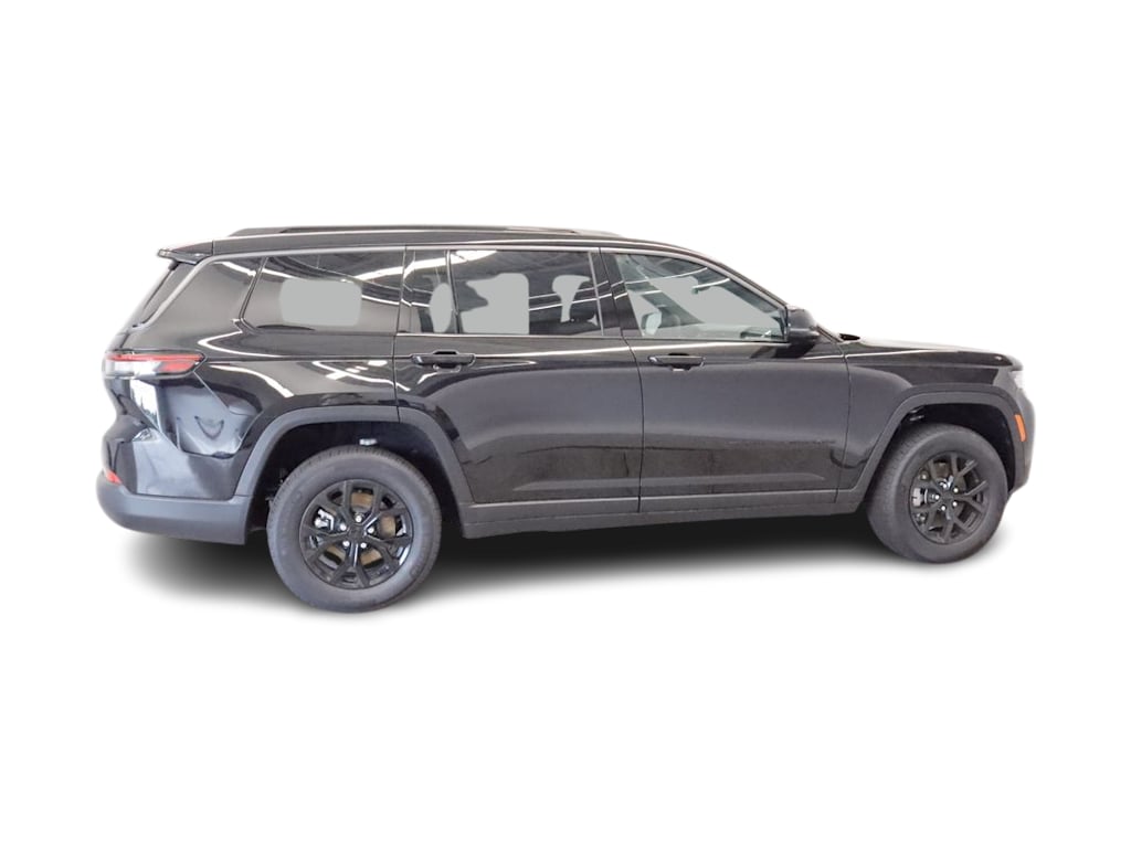 Thumbnail: 2026 Jeep Grand Cherokee L - 17