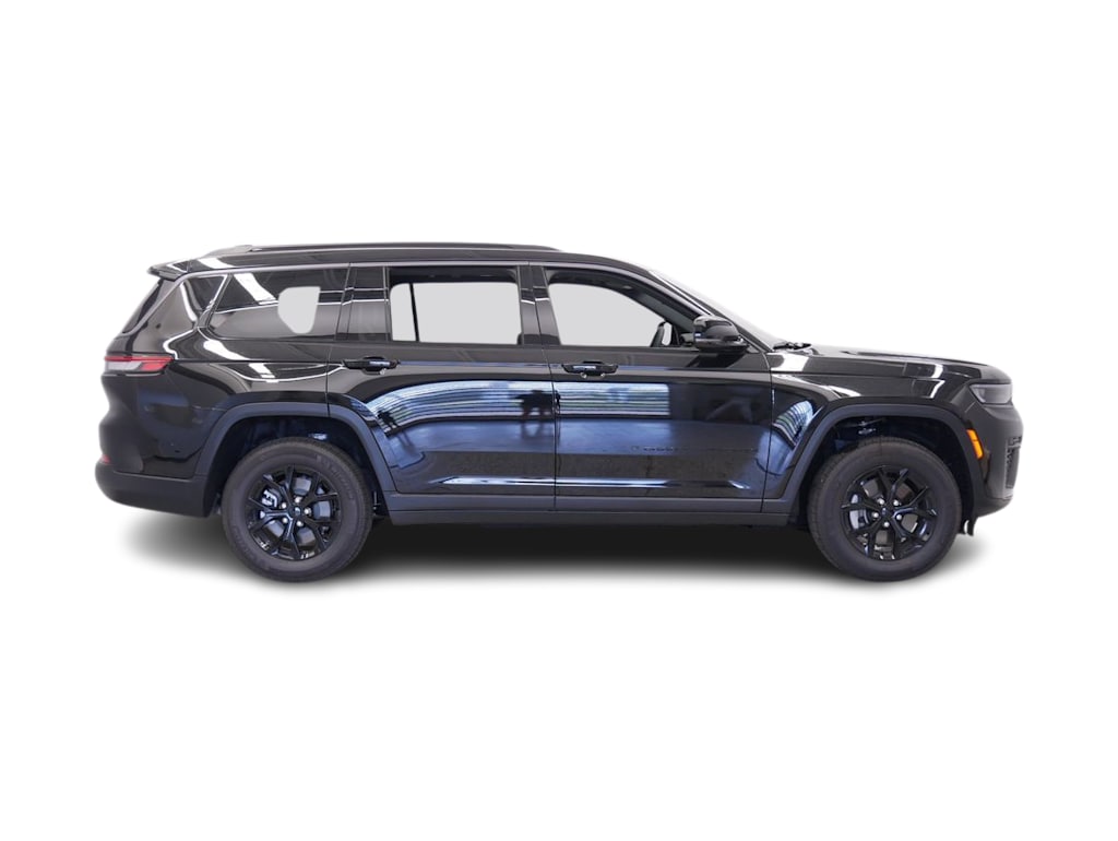Thumbnail: 2026 Jeep Grand Cherokee L - 16