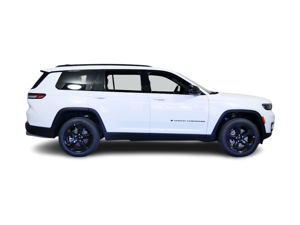 Thumbnail: 2025 Jeep Grand Cherokee L - 18