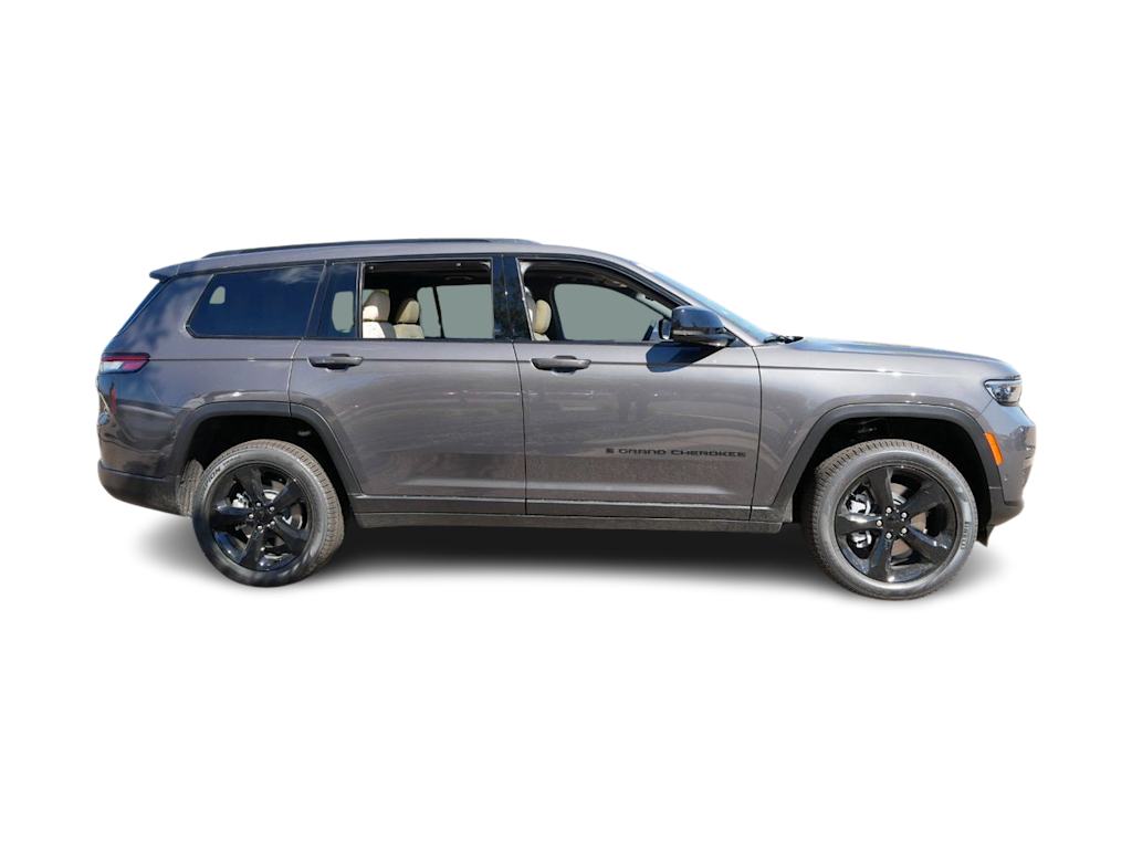 Thumbnail: 2025 Jeep Grand Cherokee L - 18