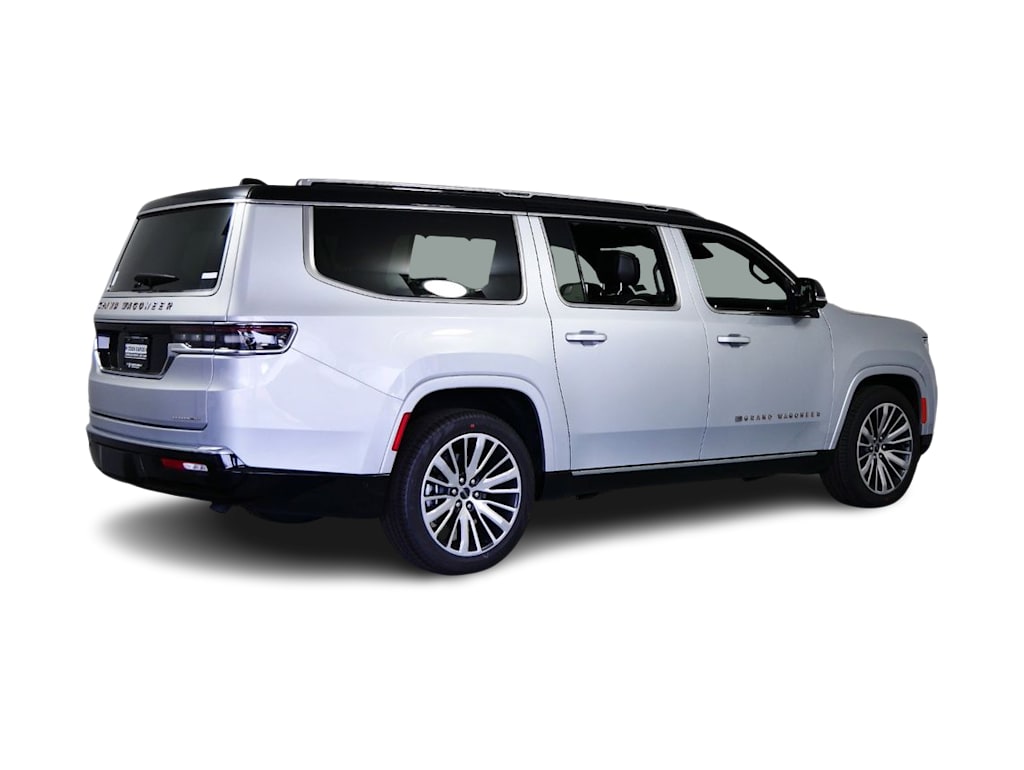 Thumbnail: 2023 Jeep Grand Wagoneer L - 7