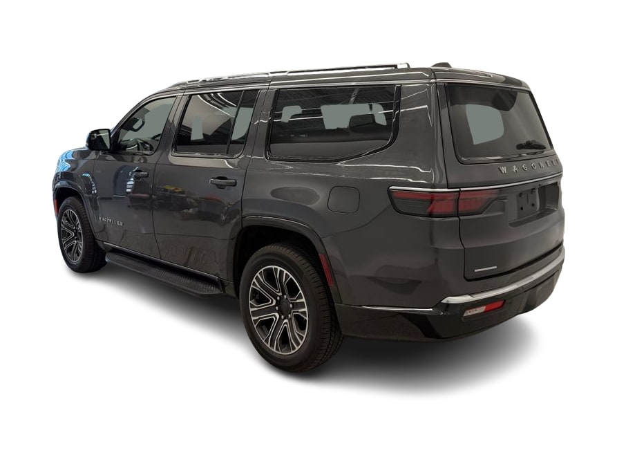 Thumbnail: 2022 Jeep Wagoneer - 3