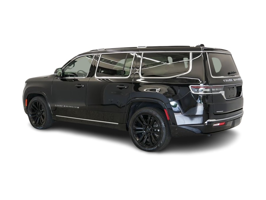 Thumbnail: 2023 Jeep Grand Wagoneer - 41