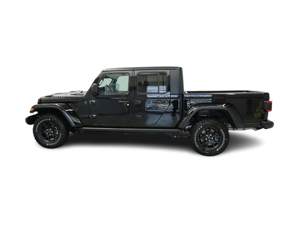 Thumbnail: 2026 Jeep Gladiator - 3
