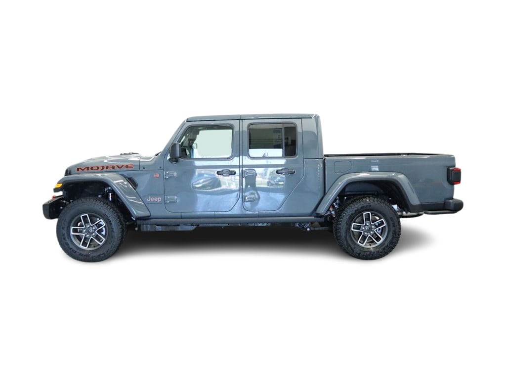 Thumbnail: 2026 Jeep Gladiator - 3