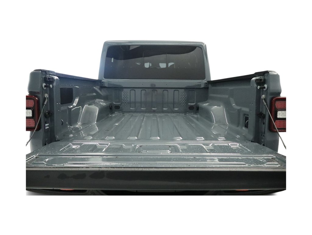 Thumbnail: 2026 Jeep Gladiator - 17