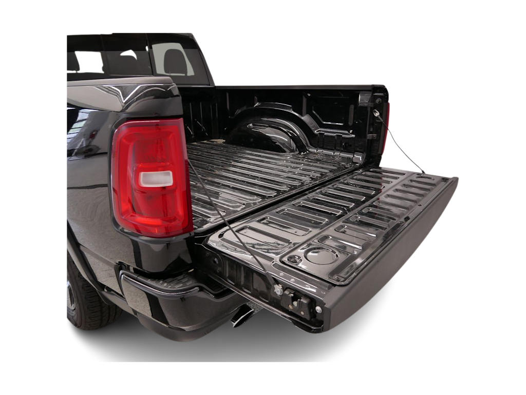 Thumbnail: 2025 RAM 1500 - 6