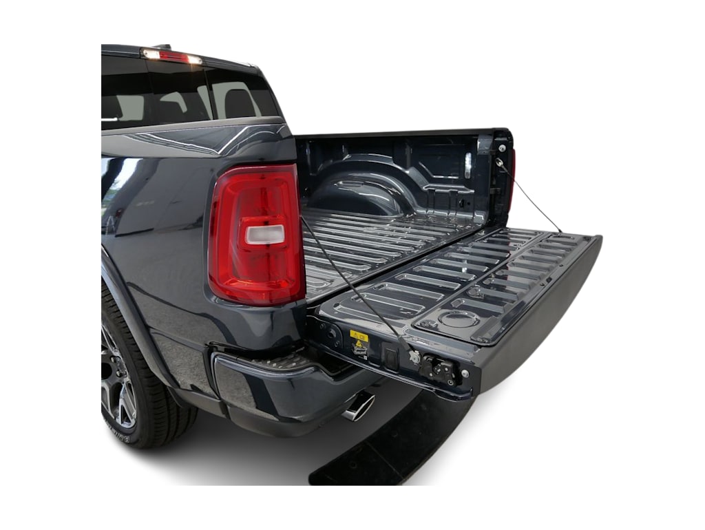 Thumbnail: 2026 RAM 1500 - 4