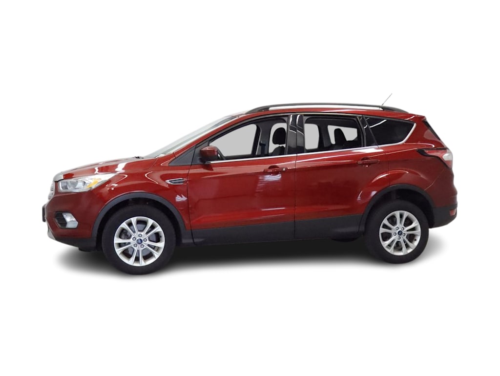 Thumbnail: 2017 Ford Escape - 3
