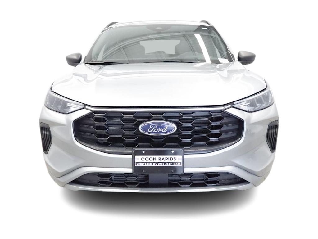 Thumbnail: 2023 Ford Escape - 20