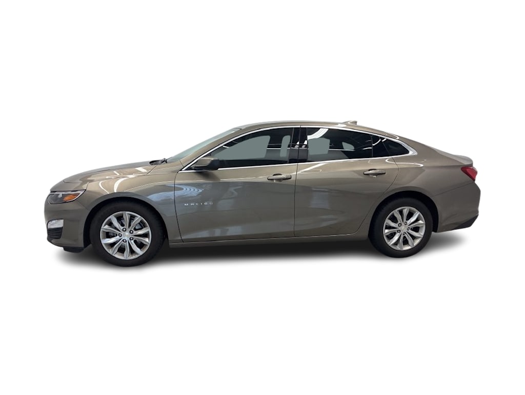 Thumbnail: 2020 Chevrolet Malibu - 3