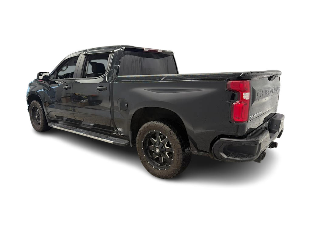 Thumbnail: 2021 Chevrolet Silverado 1500 - 3