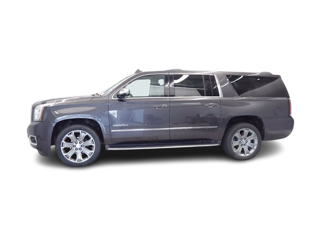 Thumbnail: 2016 GMC Yukon XL - 3