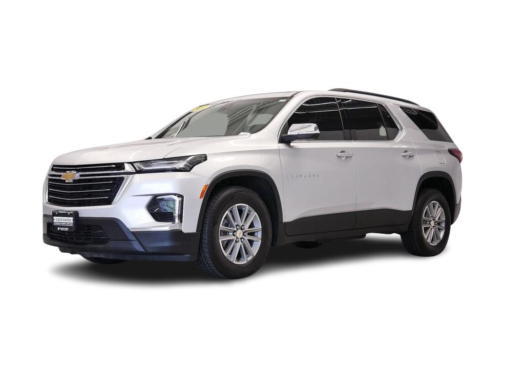 Used 2022 Chevrolet Traverse 1LT with VIN 1GNEVGKW4NJ171893 for sale in Maplewood, Minnesota