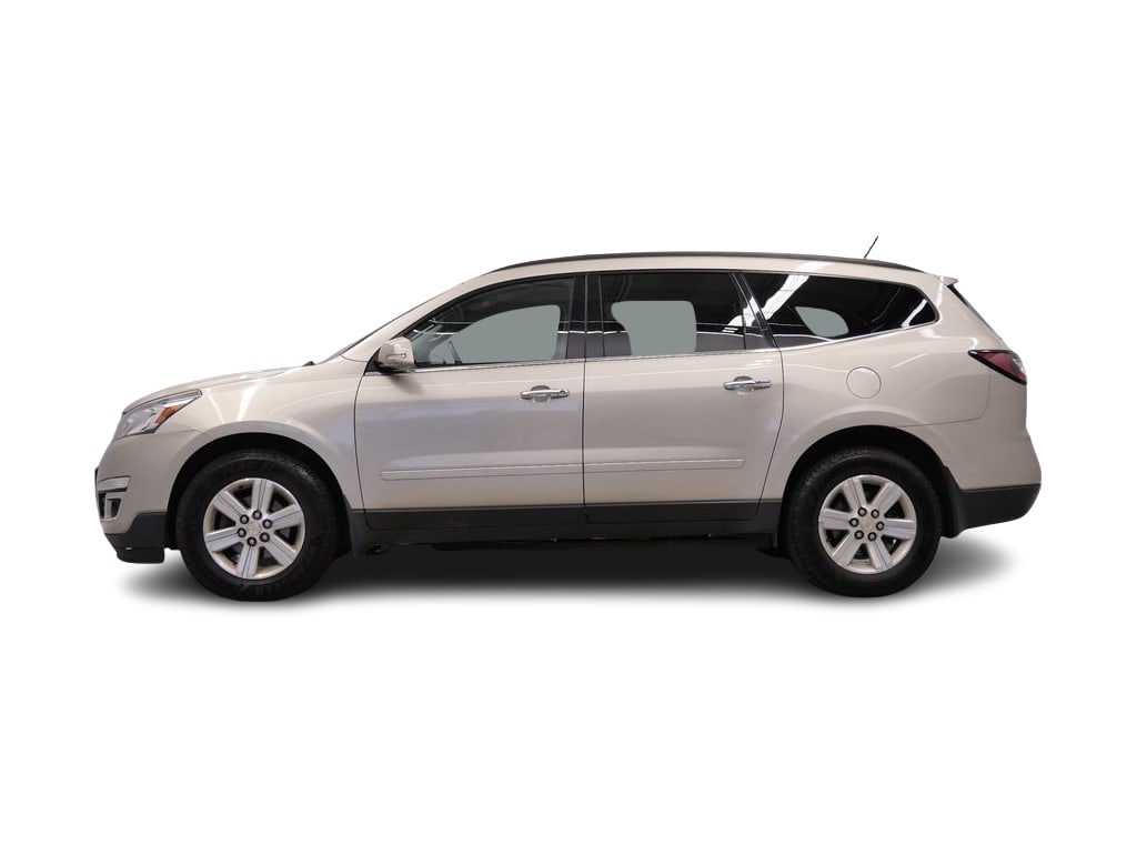Thumbnail: 2014 Chevrolet Traverse - 3