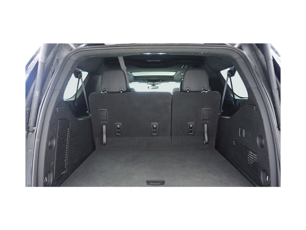 Thumbnail: 2022 Chevrolet Suburban - 14