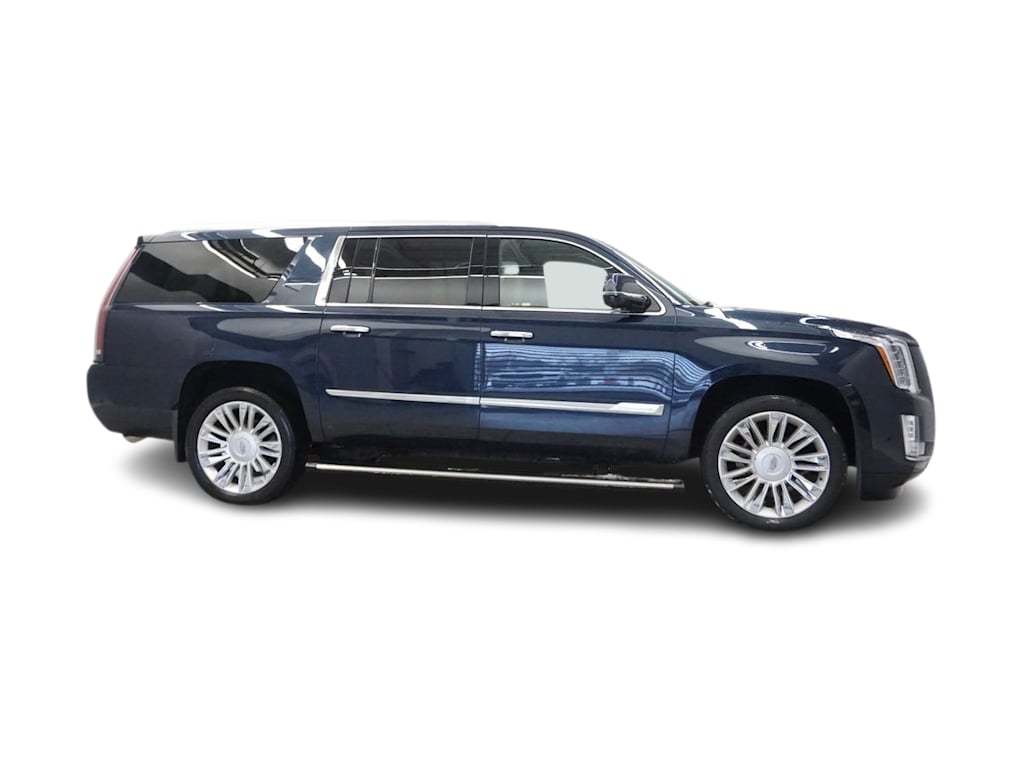 Thumbnail: 2017 Cadillac Escalade - 17