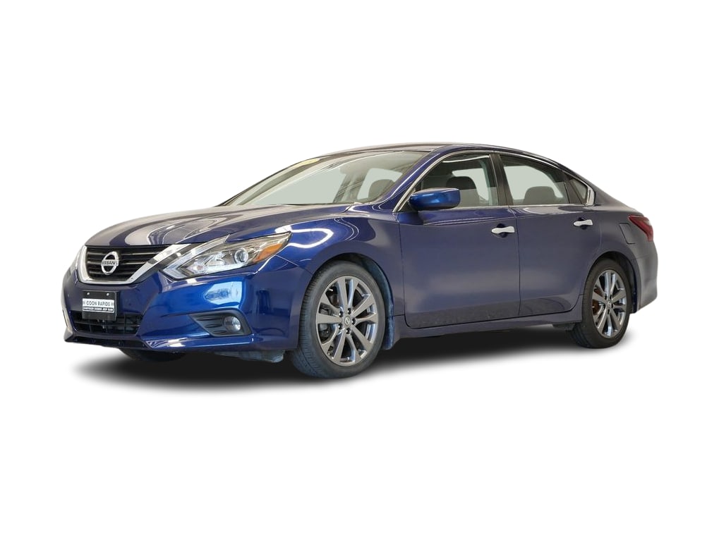 Used 2018 Nissan Altima SR with VIN 1N4AL3AP2JC142445 for sale in Maplewood, Minnesota