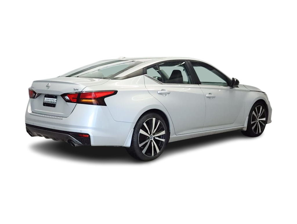 Thumbnail: 2022 Nissan Altima - 19