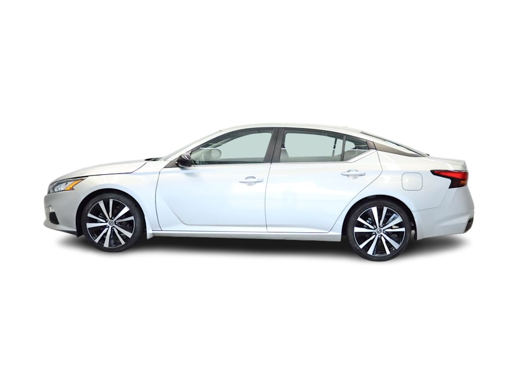 Thumbnail: 2022 Nissan Altima - 3