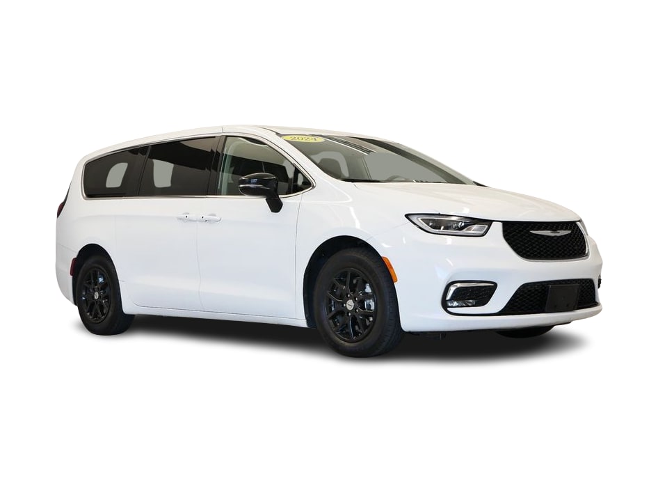 Thumbnail: 2024 Chrysler Pacifica - 47