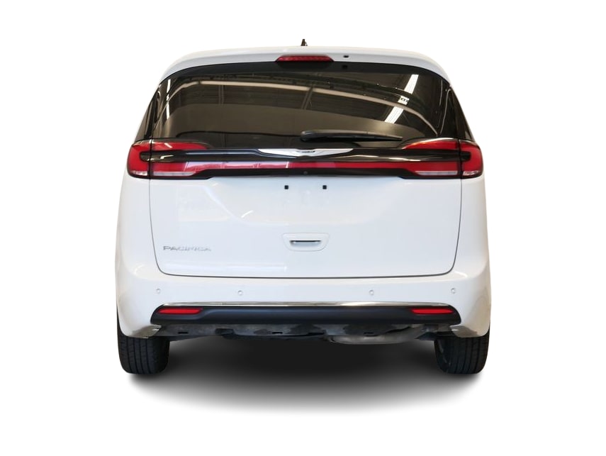 Thumbnail: 2024 Chrysler Pacifica - 5