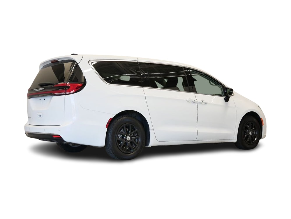 Thumbnail: 2024 Chrysler Pacifica - 45