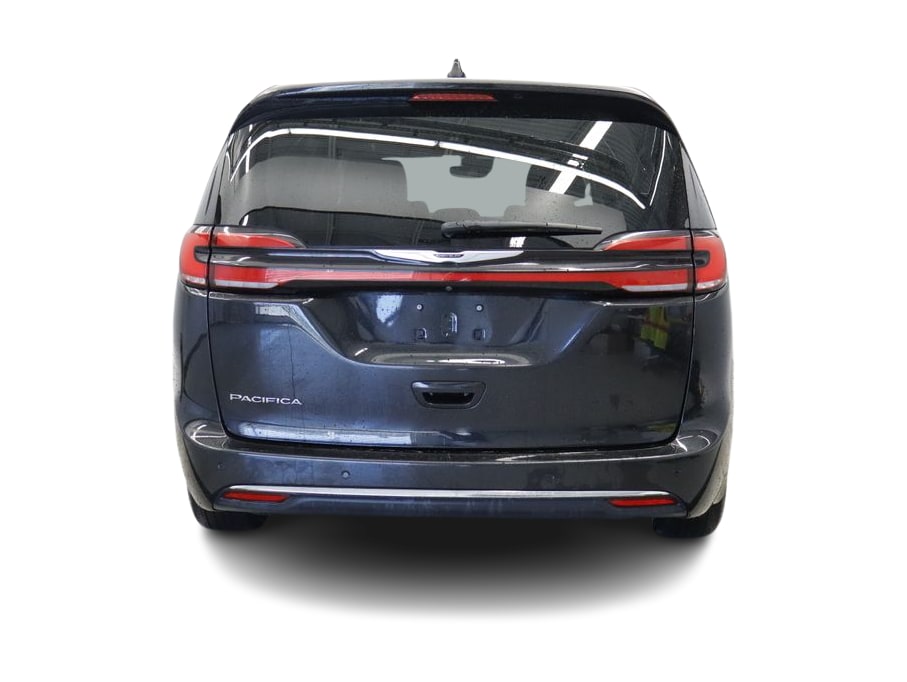 Thumbnail: 2023 Chrysler Pacifica - 5