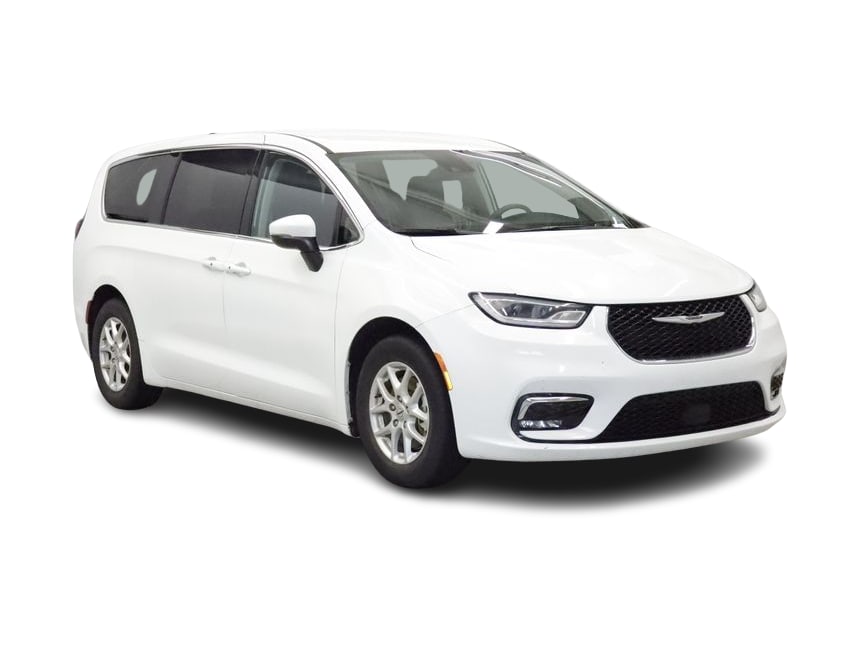 Thumbnail: 2023 Chrysler Pacifica - 16