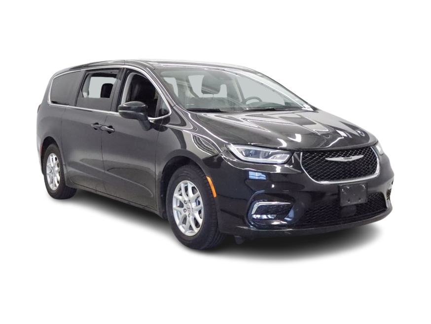 Thumbnail: 2023 Chrysler Pacifica - 18