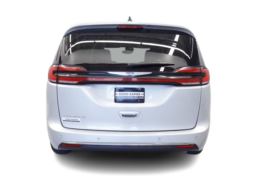 Thumbnail: 2024 Chrysler Pacifica - 5