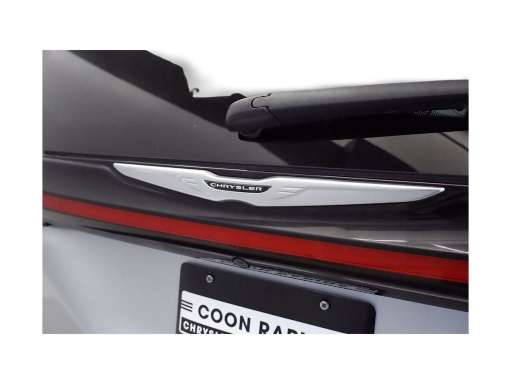 Thumbnail: 2024 Chrysler Pacifica - 18