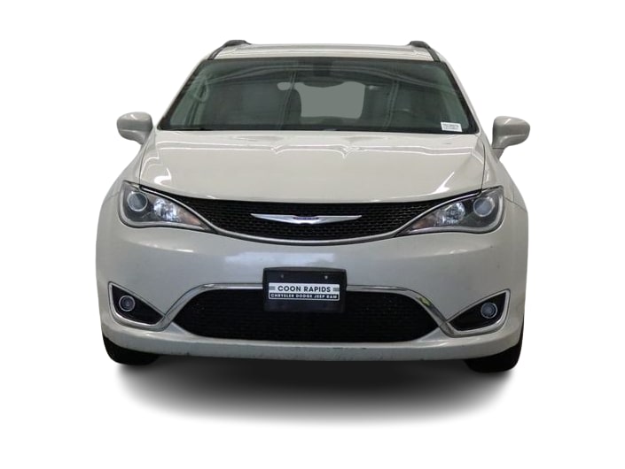 Thumbnail: 2017 Chrysler Pacifica - 6