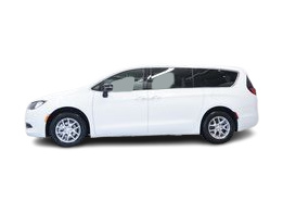 Thumbnail: 2026 Chrysler Voyager - 26