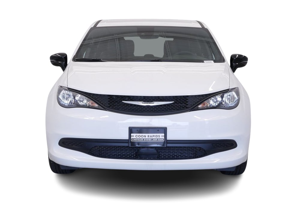 Thumbnail: 2026 Chrysler Voyager - 6