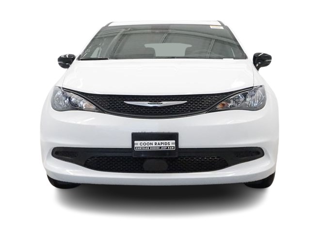 Thumbnail: 2026 Chrysler Voyager - 6