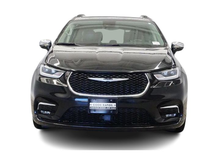 Thumbnail: 2023 Chrysler Pacifica - 6