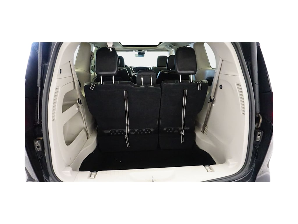 Thumbnail: 2023 Chrysler Pacifica - 13