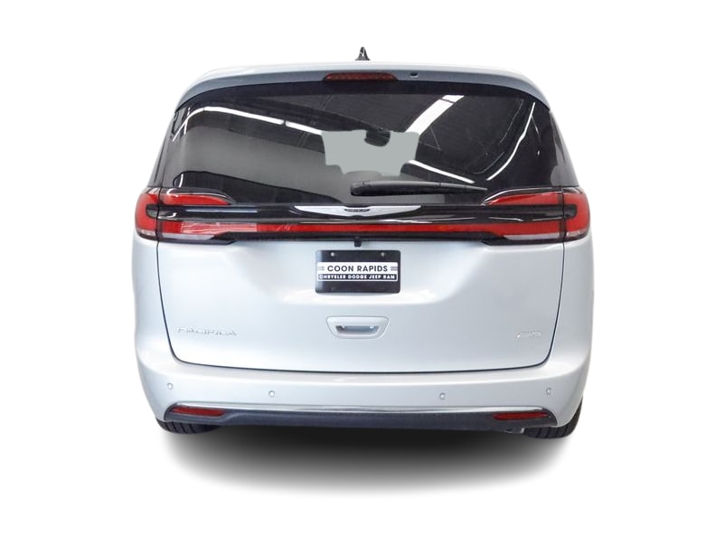 Thumbnail: 2026 Chrysler Pacifica - 5
