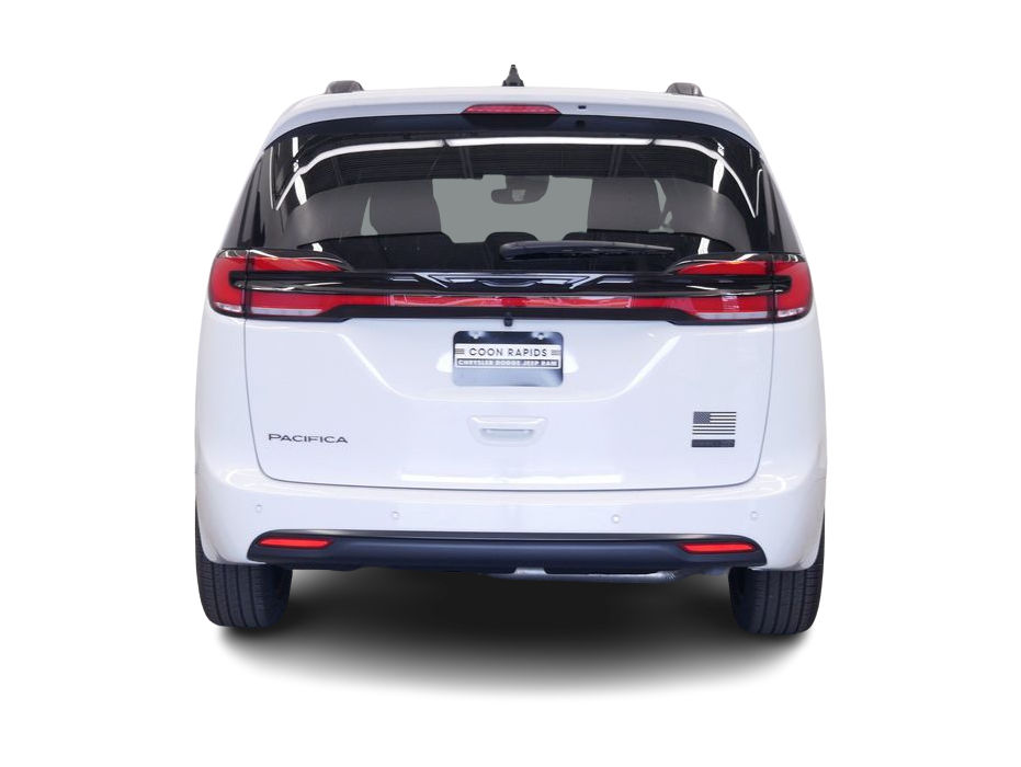 Thumbnail: 2027 Chrysler Pacifica - 5